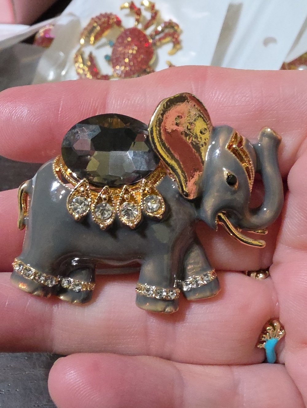 A136- Gold-Tone Gray Elephant Brooch/ Pendant Combo with Smoky Crystal Accent